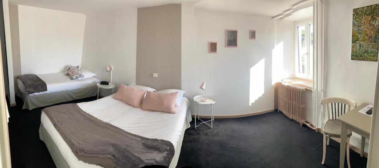 A La Maison Hotel Restaurant Лакон Экстерьер фото